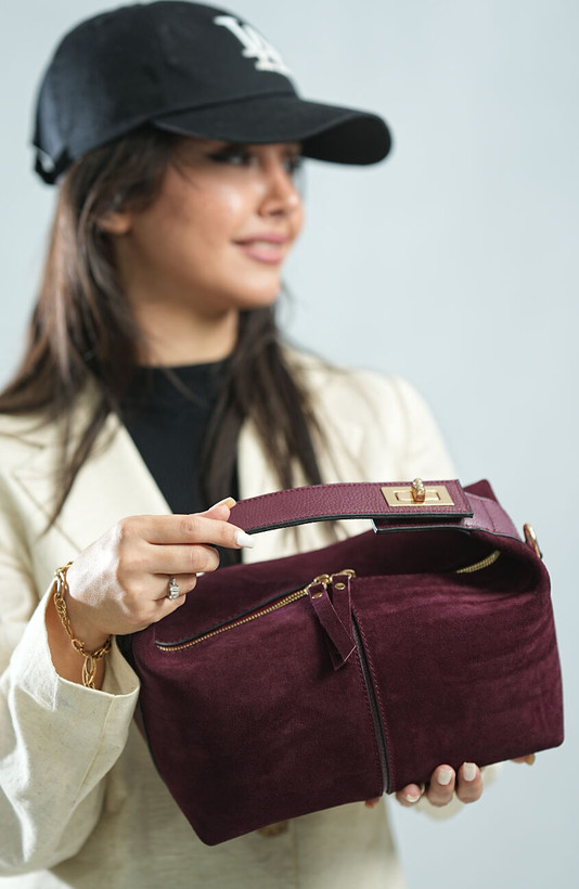 کیف لاریسا رنگ زرشکی